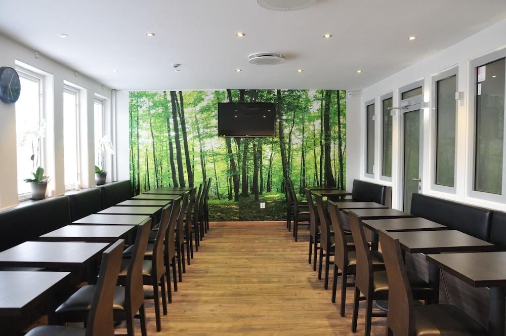Brunnby Hotel Stockholm Exterior photo